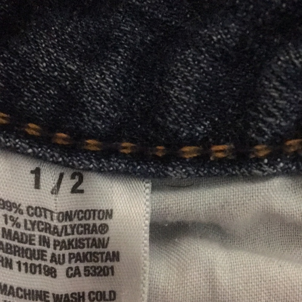 Shorts - Picture 4 of 4